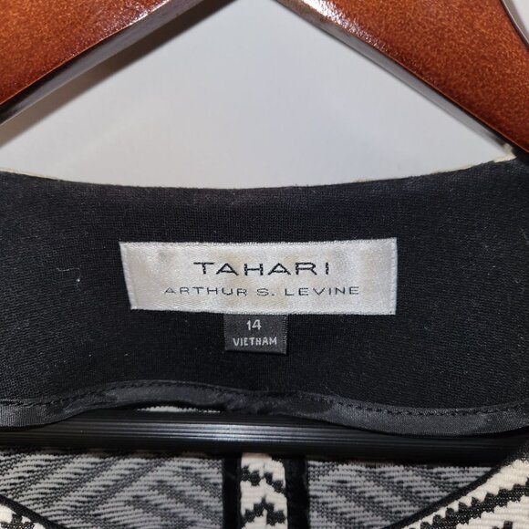 Tahari Arthur S. Levine Womens Black & White Geometric Pattern Blazer Size 14 - Picture 2 of 5